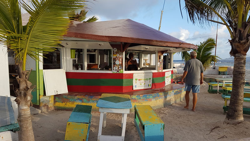 Happy Island ist keine Insel sondern eine Bar